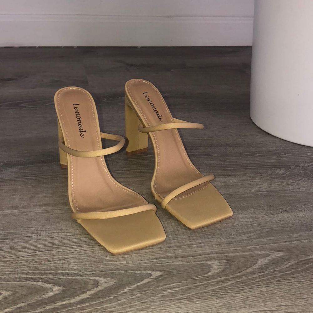 Nude mules